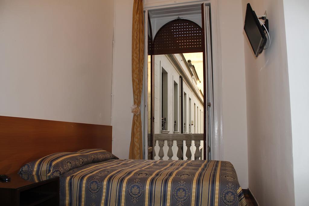 Hotel Luisa Milano Værelse billede