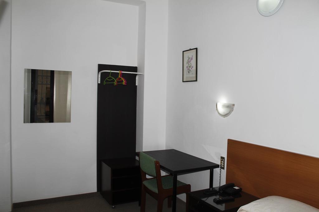 Hotel Luisa Milano Værelse billede