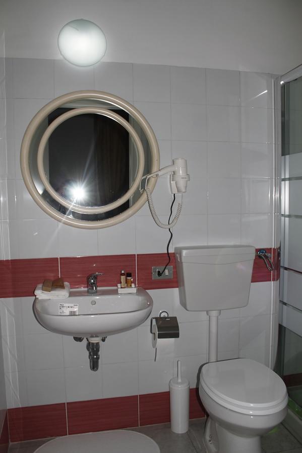 Hotel Luisa Milano Værelse billede